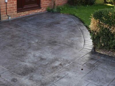 Maidenhead patterned concrete driveway